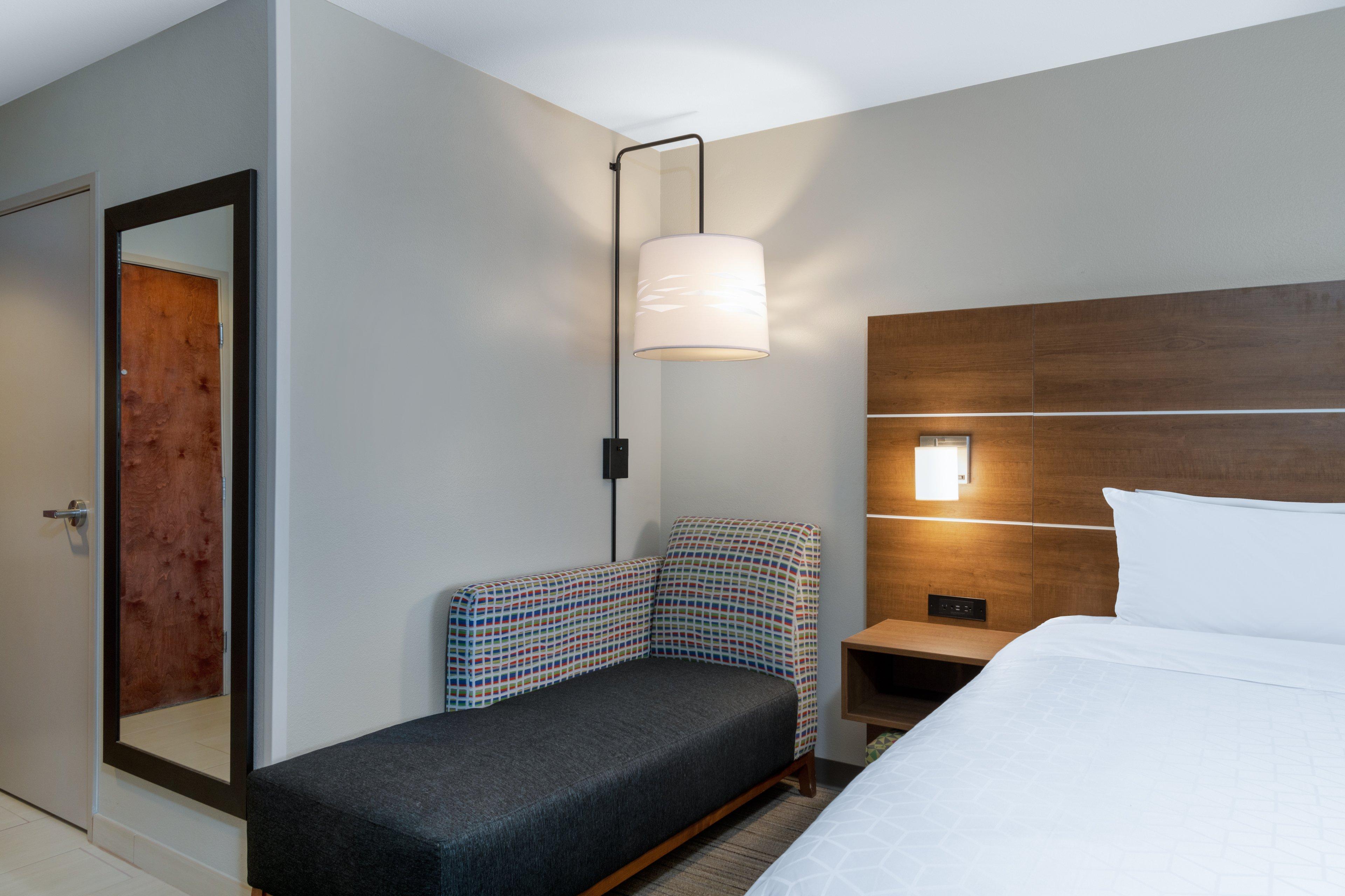 Holiday Inn Express & Suites Colorado Springs-Airport By Ihg Экстерьер фото