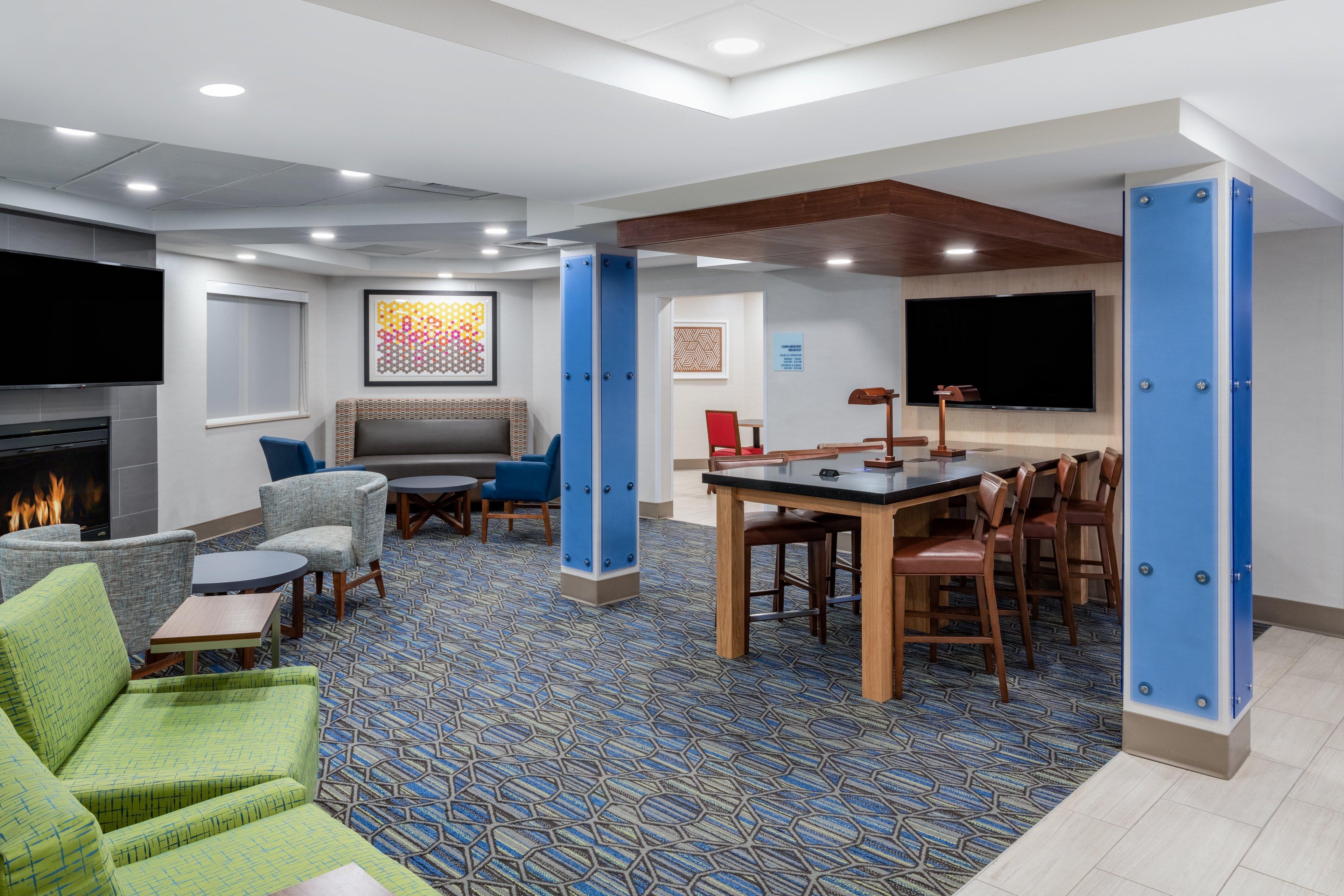 Holiday Inn Express & Suites Colorado Springs-Airport By Ihg Экстерьер фото