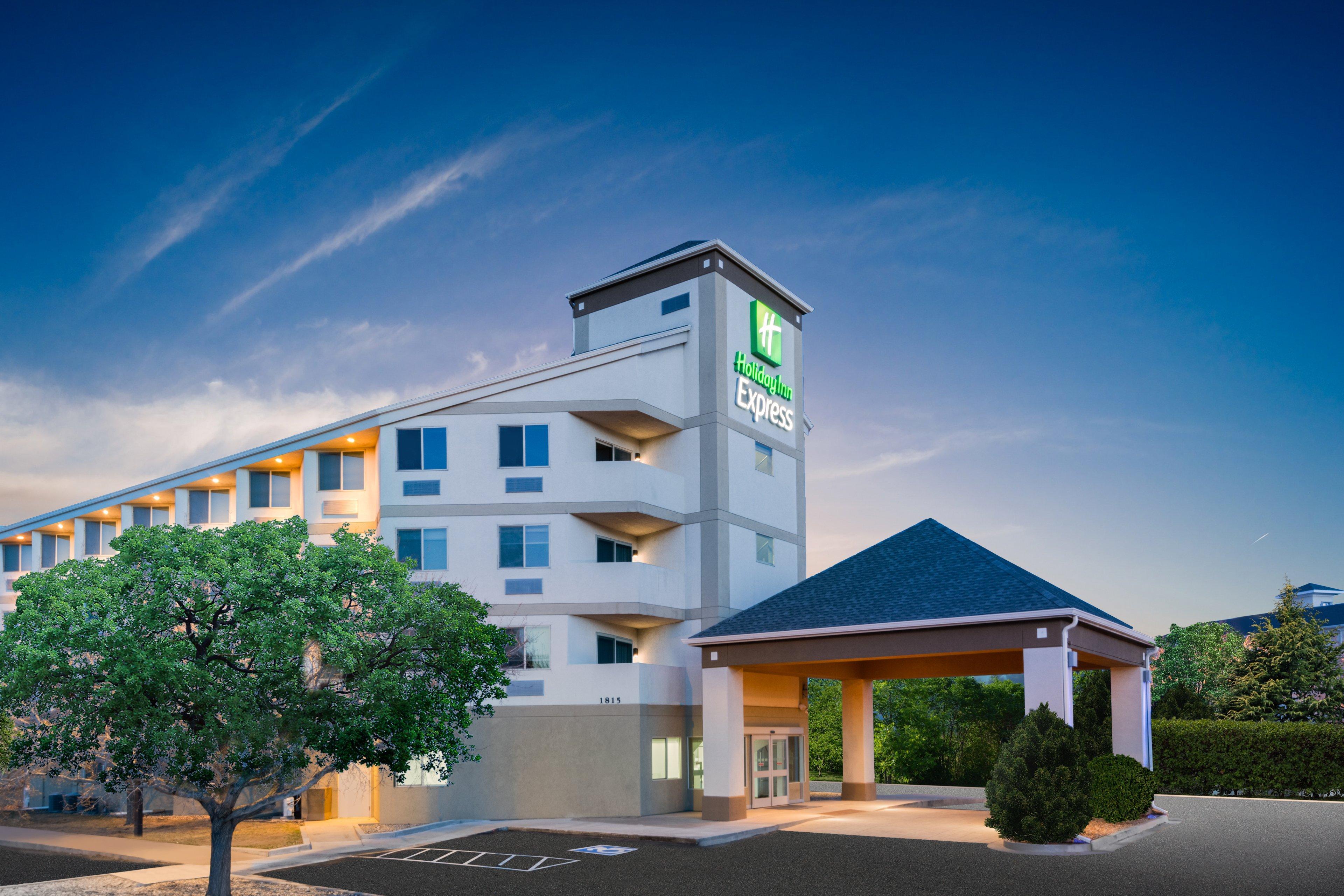 Holiday Inn Express & Suites Colorado Springs-Airport By Ihg Экстерьер фото