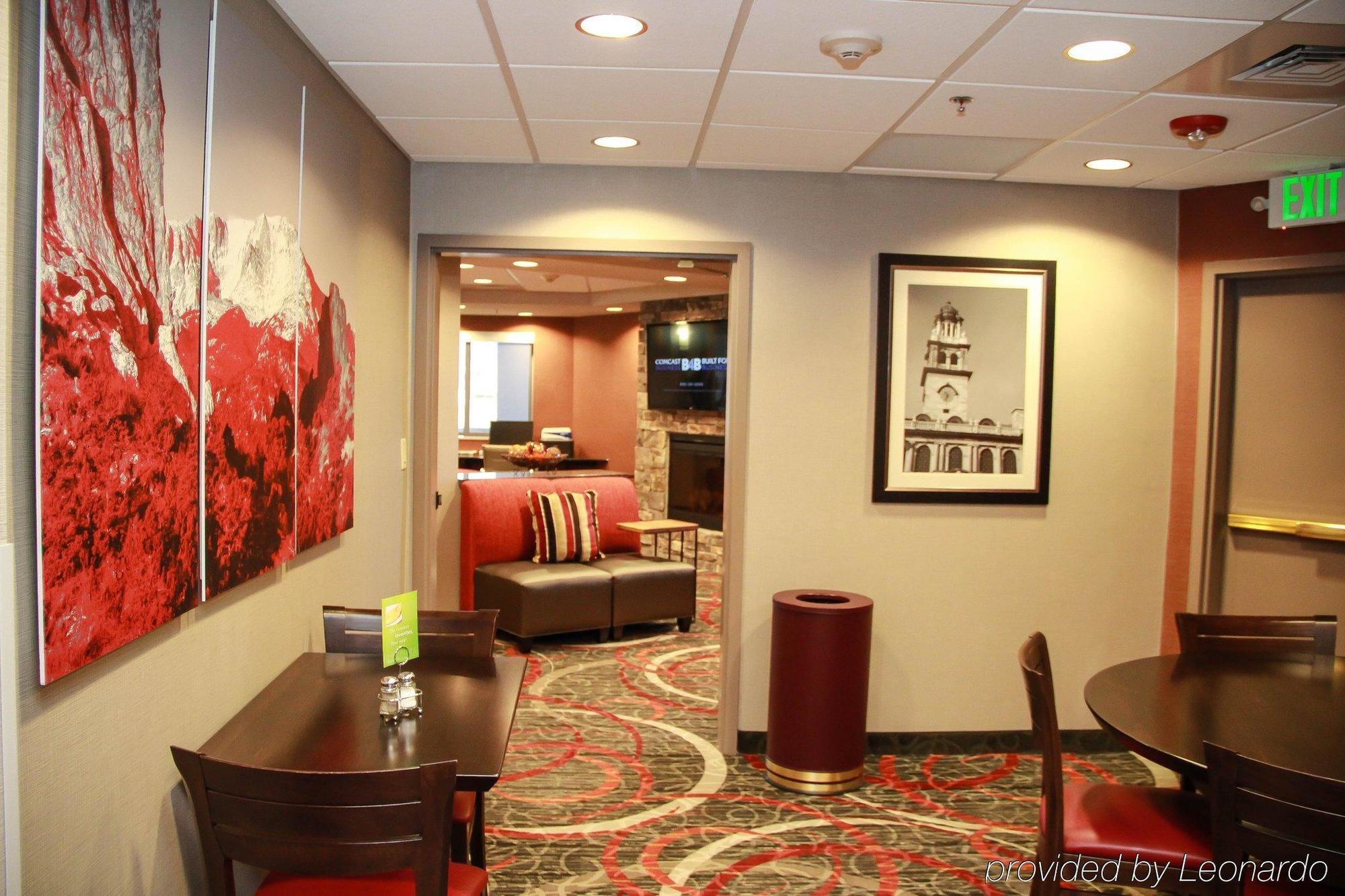 Holiday Inn Express & Suites Colorado Springs-Airport By Ihg Экстерьер фото