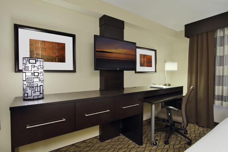 Holiday Inn Express & Suites Colorado Springs-Airport By Ihg Экстерьер фото