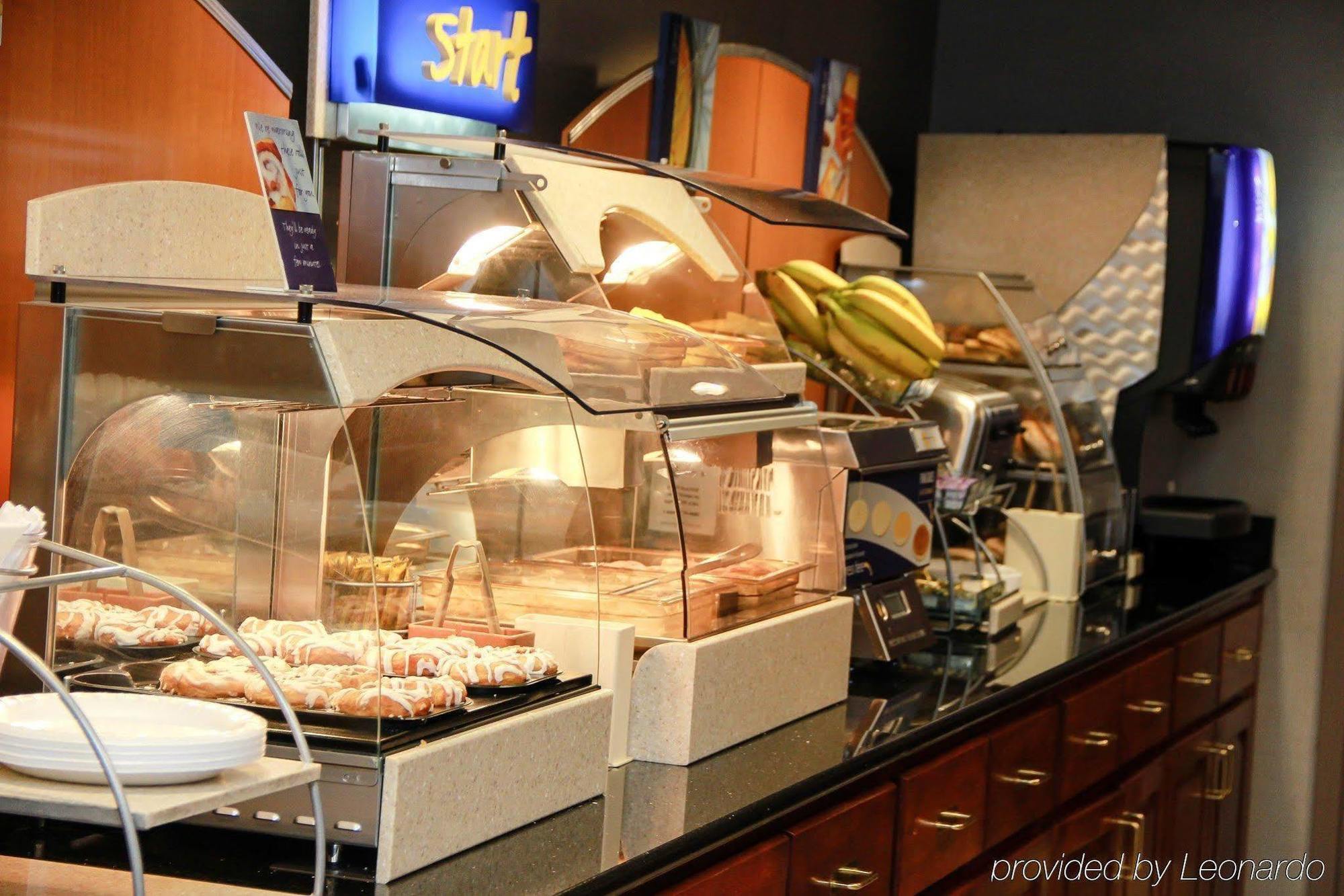 Holiday Inn Express & Suites Colorado Springs-Airport By Ihg Экстерьер фото